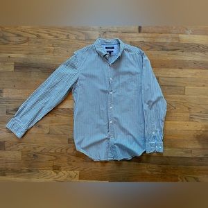 Banana Republic blue and white checkered Grant fit long sleeved button down